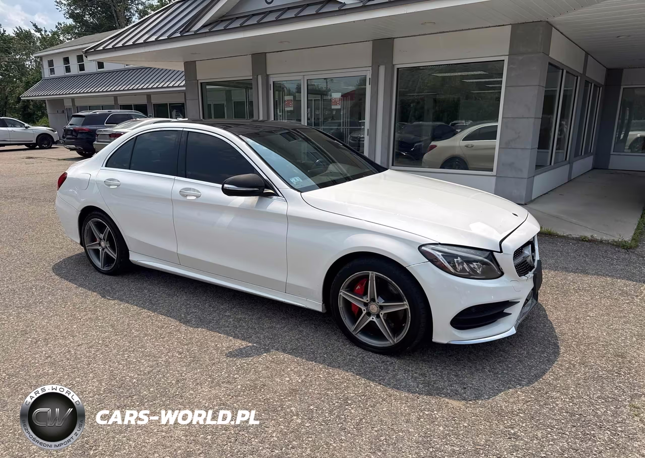 2015 Mercedes-Benz C 300 4Matic VIN:55SWF4KB9FU000313 - 1