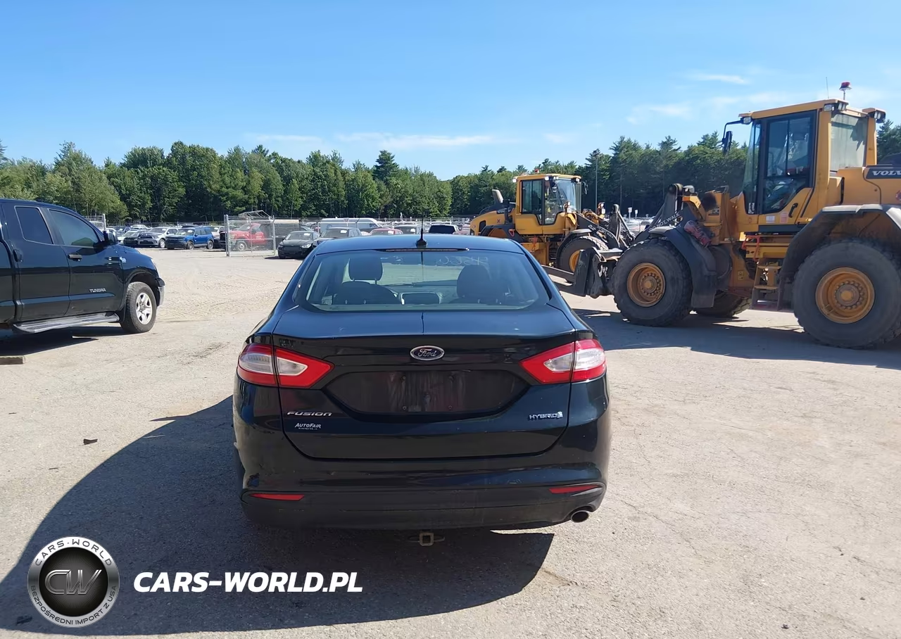 2014 Ford Fusion Hybrid S VIN:3FA6P0UU9ER274362 - 17