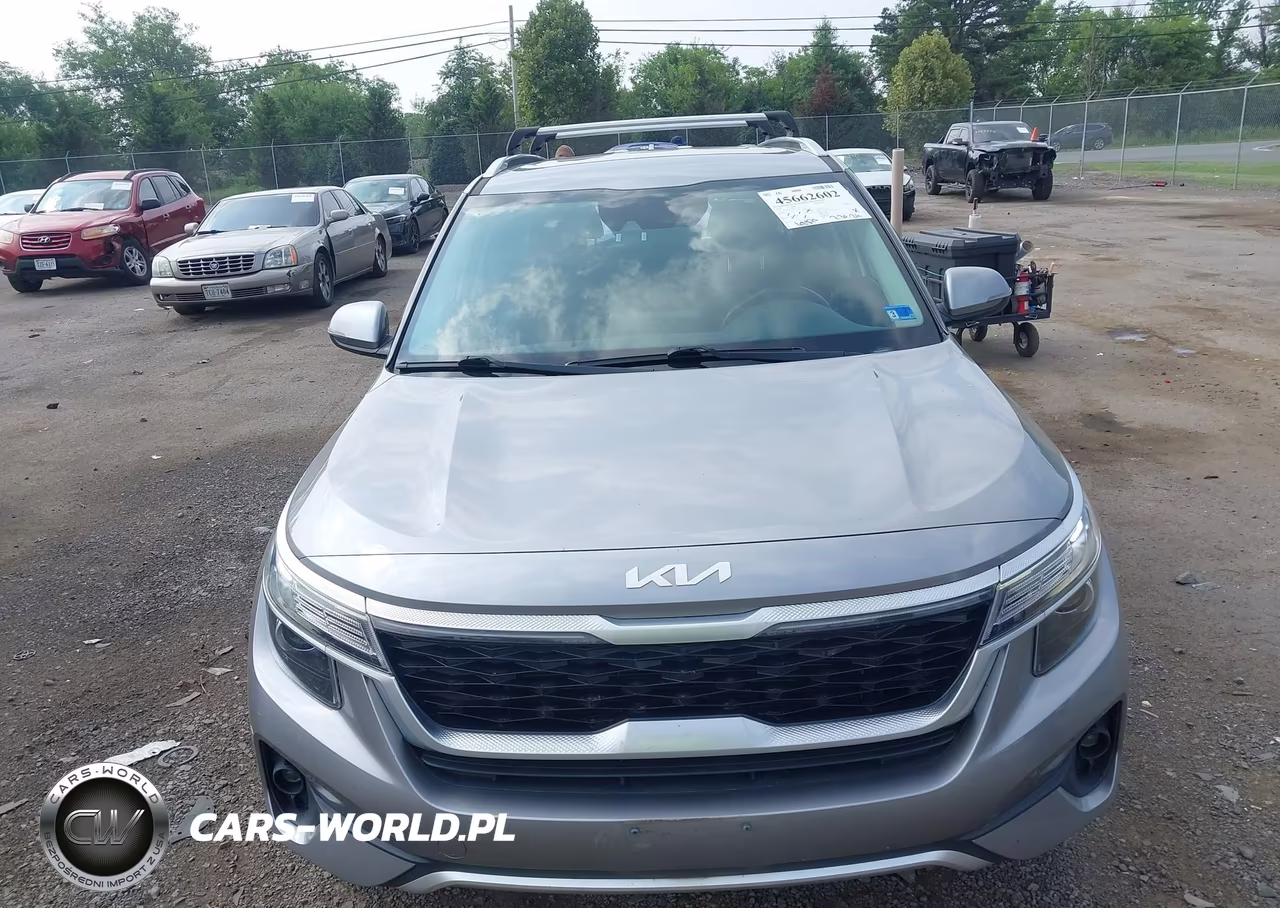 2022 Kia Seltos S VIN:KNDEUCAA0N7315592 - 13