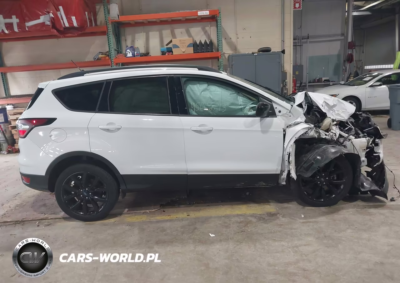2018 Ford Escape Se VIN:1FMCU9GD8JUA20422 - 13