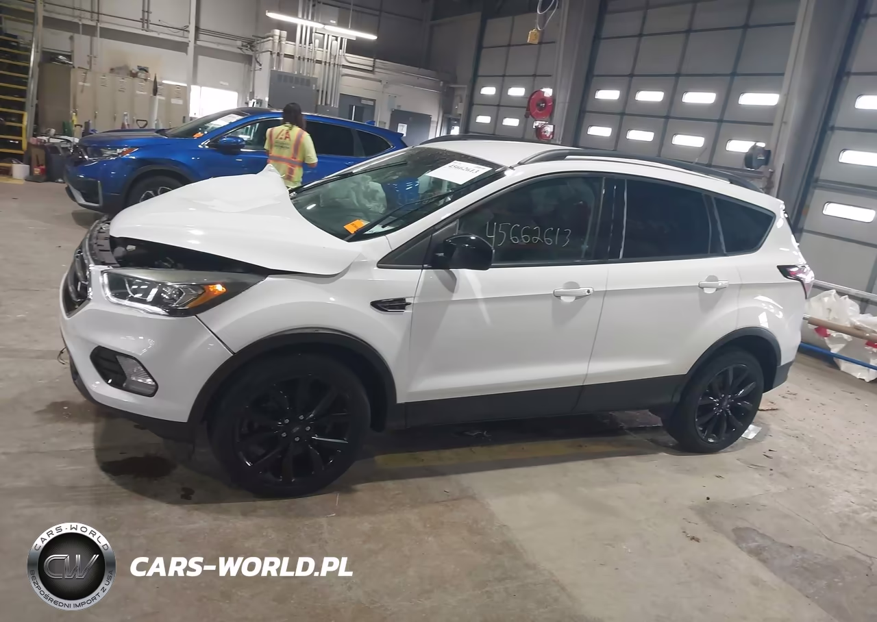 2018 Ford Escape Se VIN:1FMCU9GD8JUA20422 - 14
