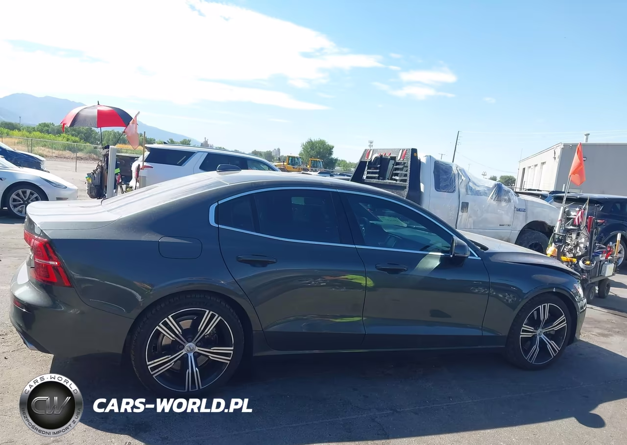 2020 Volvo S60 T6 Inscription VIN:7JRA22TL2LG036852 - 13