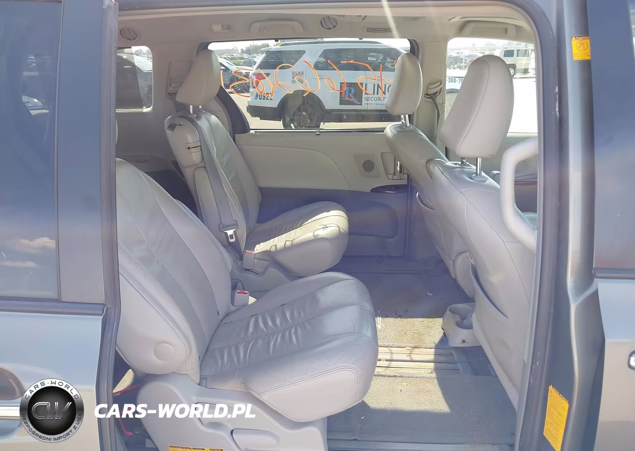 2011 Toyota Sienna Xle V6 VIN:5TDYK3DC6BS153582 - 8