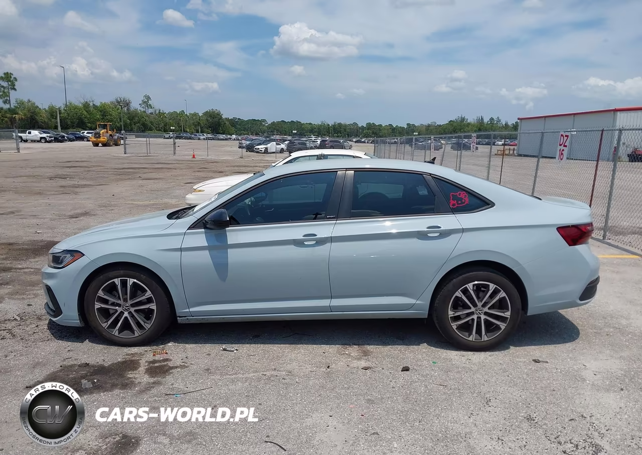 2025 Volkswagen Jetta 1.5T Sport VIN:3VWBX7BU9SM062443 - 14