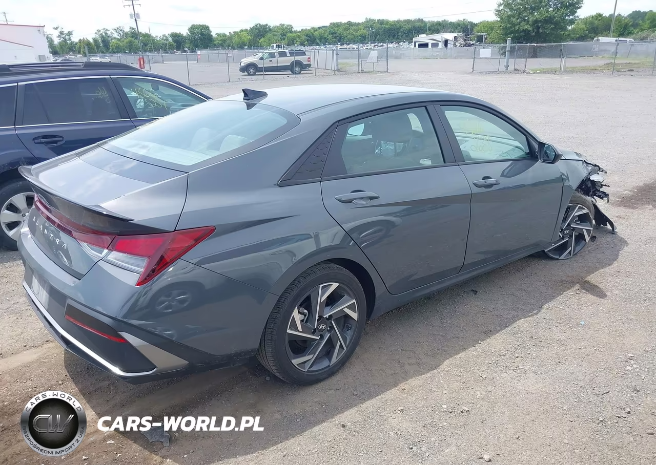 2025 Hyundai Elantra Sel Sport VIN:KMHLM4DG5SU962611 - 4