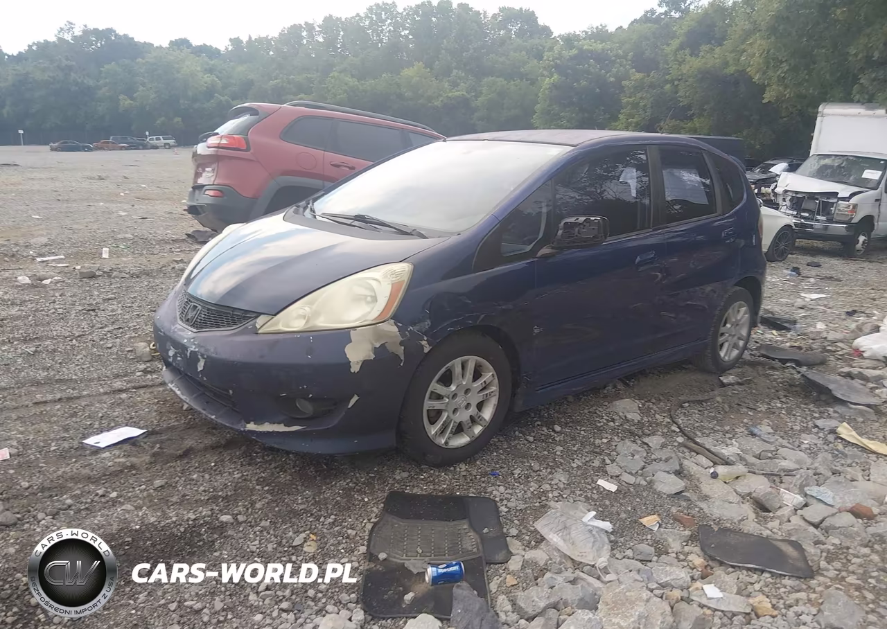 2010 Honda Fit Sport VIN:JHMGE8H43AS011245 - 2