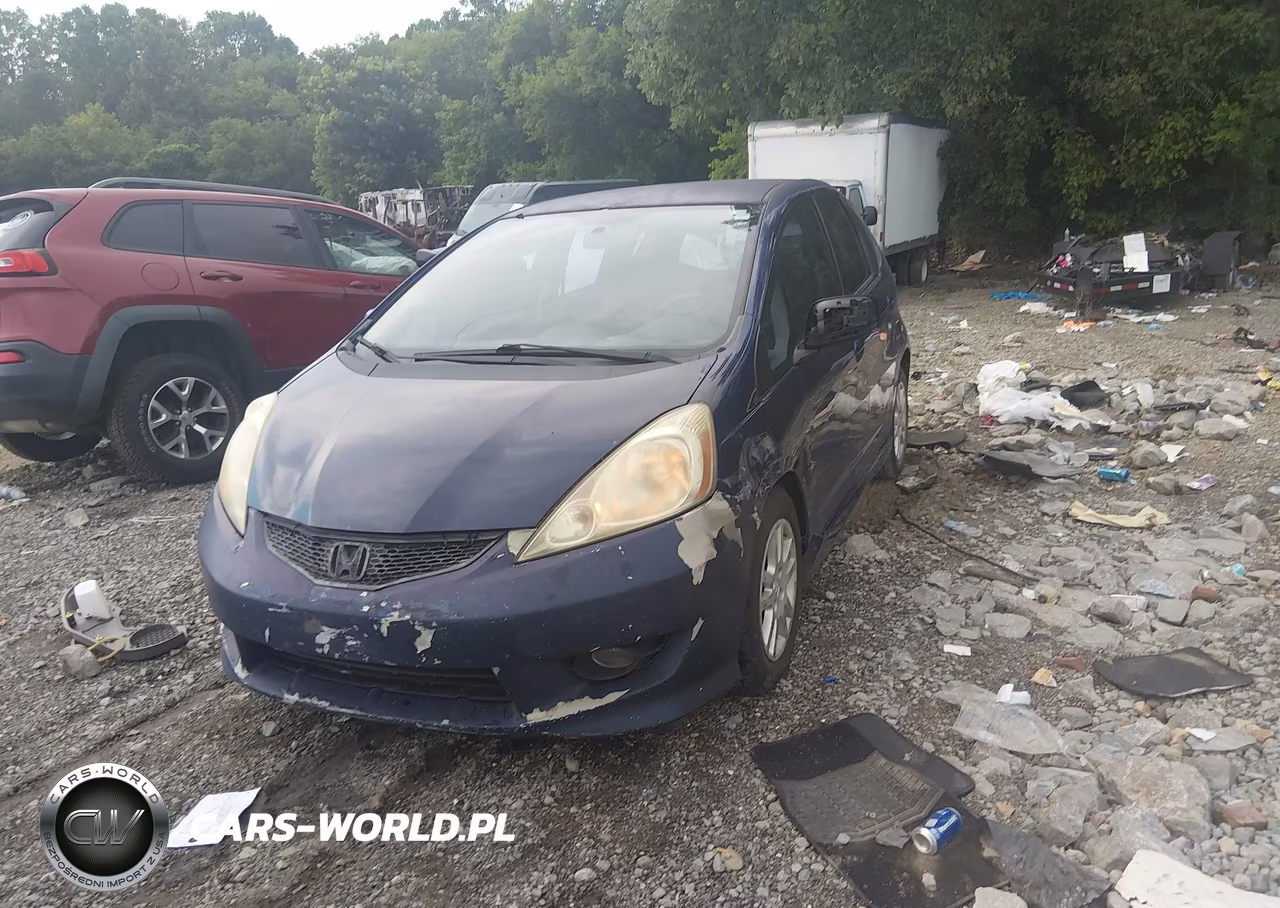 2010 Honda Fit Sport VIN:JHMGE8H43AS011245 - 6