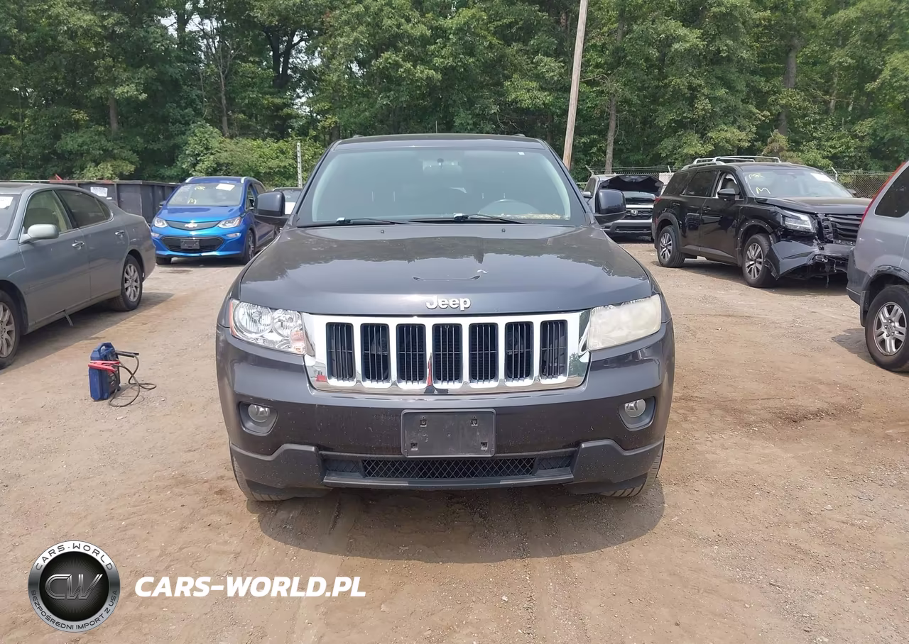 2013 Jeep Grand Cherokee Laredo VIN:1C4RJFAG3DC587608 - 12