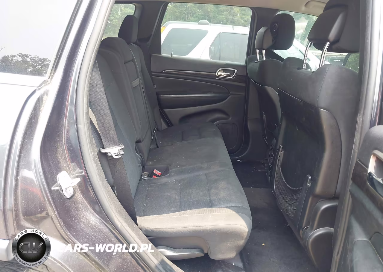 2013 Jeep Grand Cherokee Laredo VIN:1C4RJFAG3DC587608 - 8