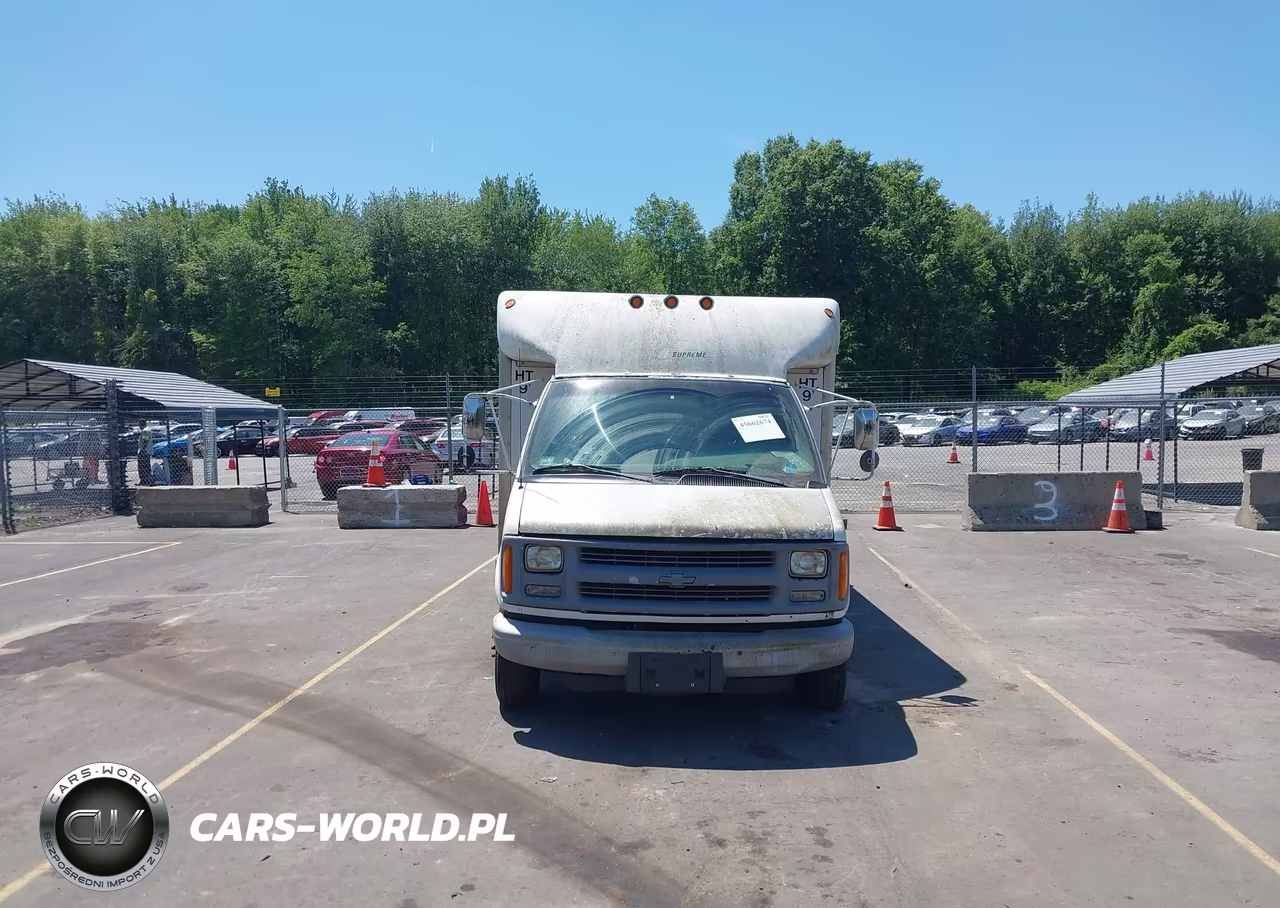 2000 Chevrolet Express Comm Cutaway VIN:1GBJG31R6Y1202723 - 12