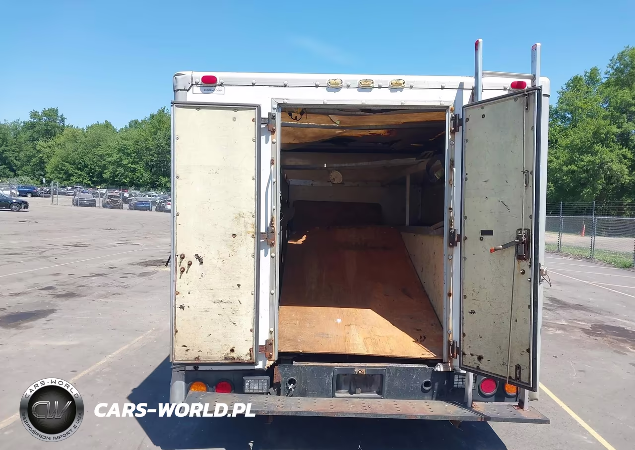 2000 Chevrolet Express Comm Cutaway VIN:1GBJG31R6Y1202723 - 6