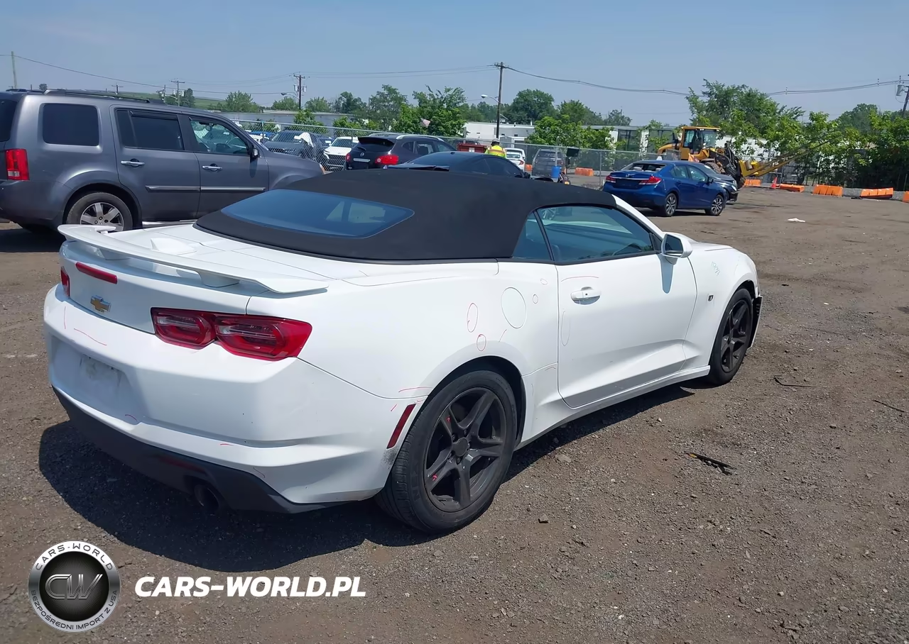 2020 Chevrolet Camaro Rwd 1Lt VIN:1G1FB3DX6L0119410 - 4