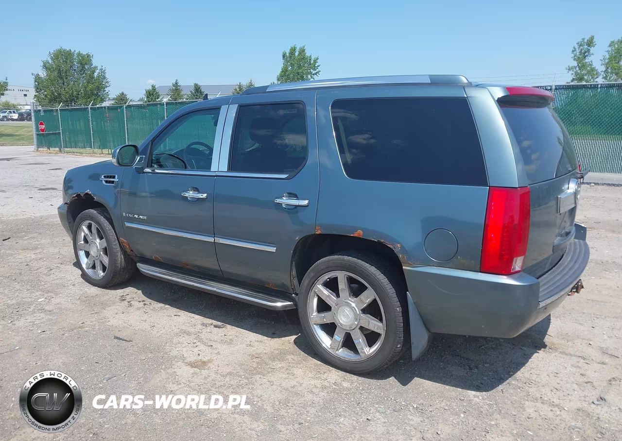 2008 Cadillac Escalade VIN:1GYFK638X8R263154 - 3