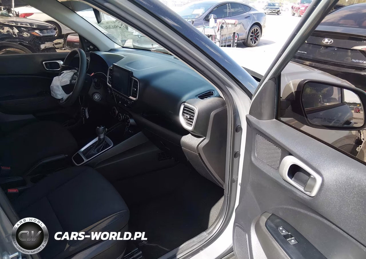 2020 Hyundai Venue Se VIN:KMHRB8A31LU057244 - 5
