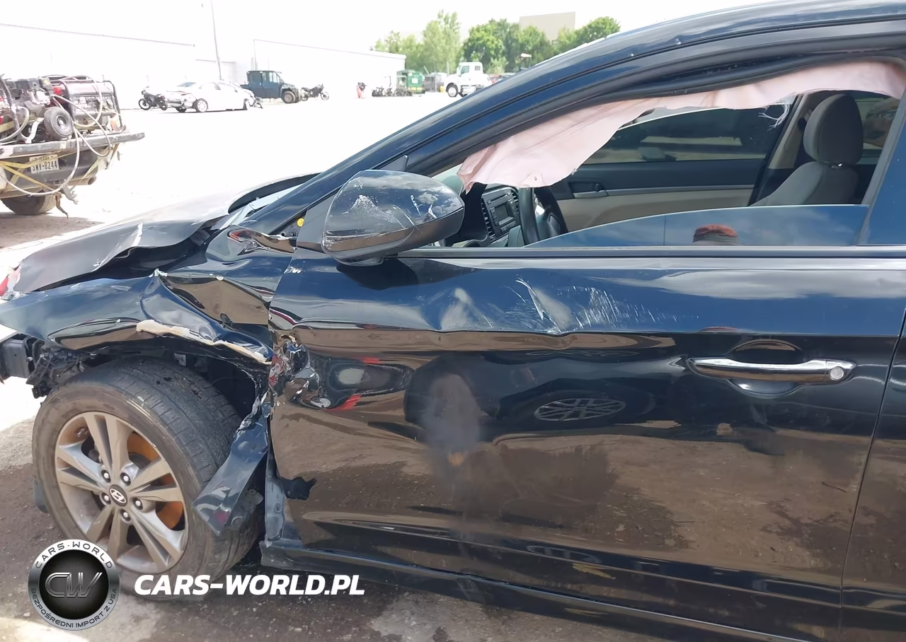 2017 Hyundai Elantra Se VIN:5NPD74LF2HH110390 - 6