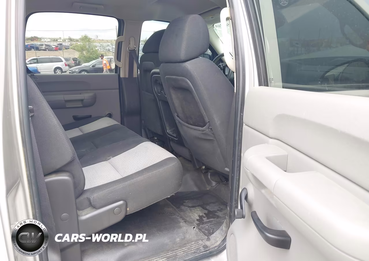 2007 GMC Sierra 1500 Work Truck VIN:2GTEC13C671530304 - 8