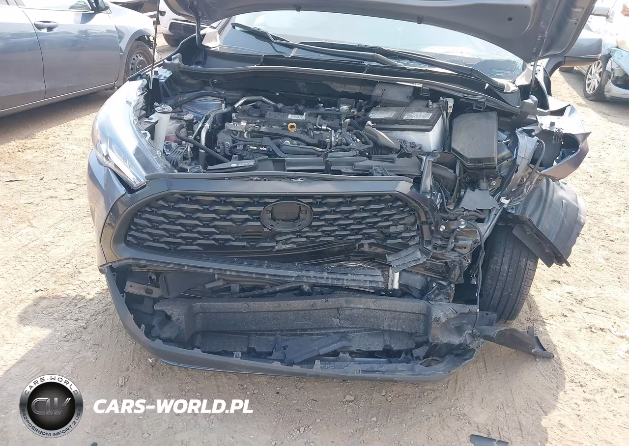 2022 Toyota Corolla Cross Le VIN:7MUBAAAG0NV012327 - 6