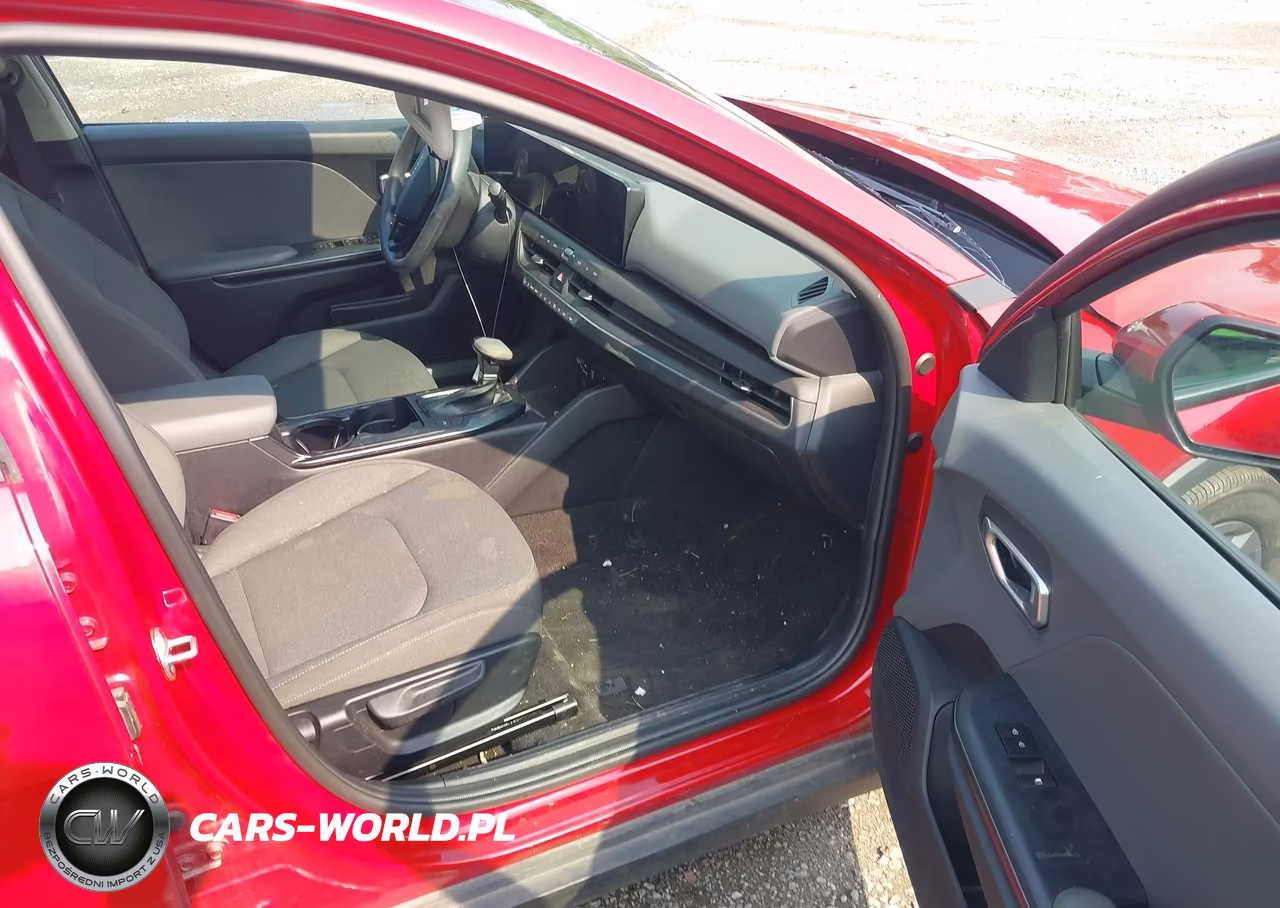 2025 Kia K4 Lxs VIN:3KPFT4DE7SE025891 - 5