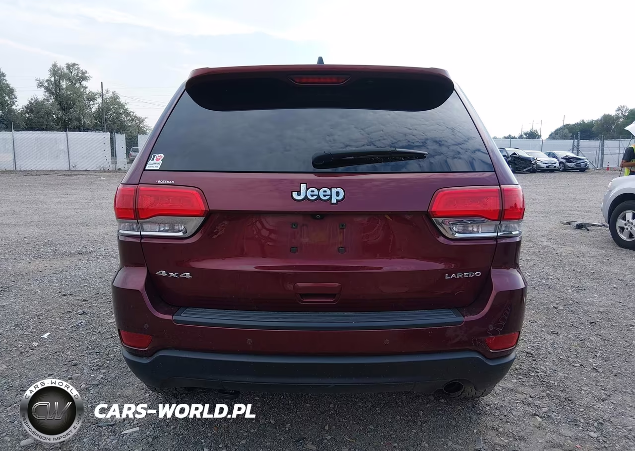 2018 Jeep Grand Cherokee Laredo E 4X4 VIN:1C4RJFAG9JC405308 - 17