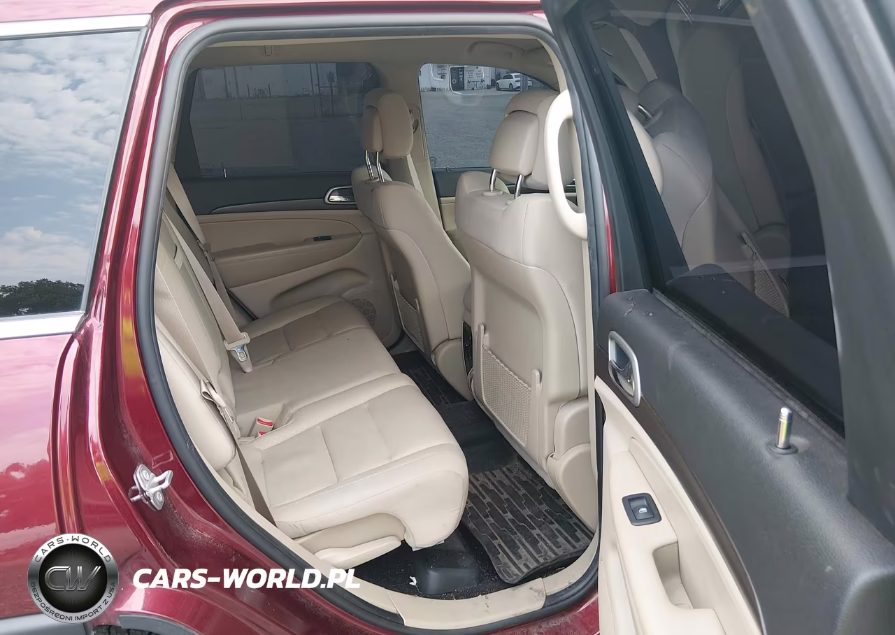 2018 Jeep Grand Cherokee Laredo E 4X4 VIN:1C4RJFAG9JC405308 - 8