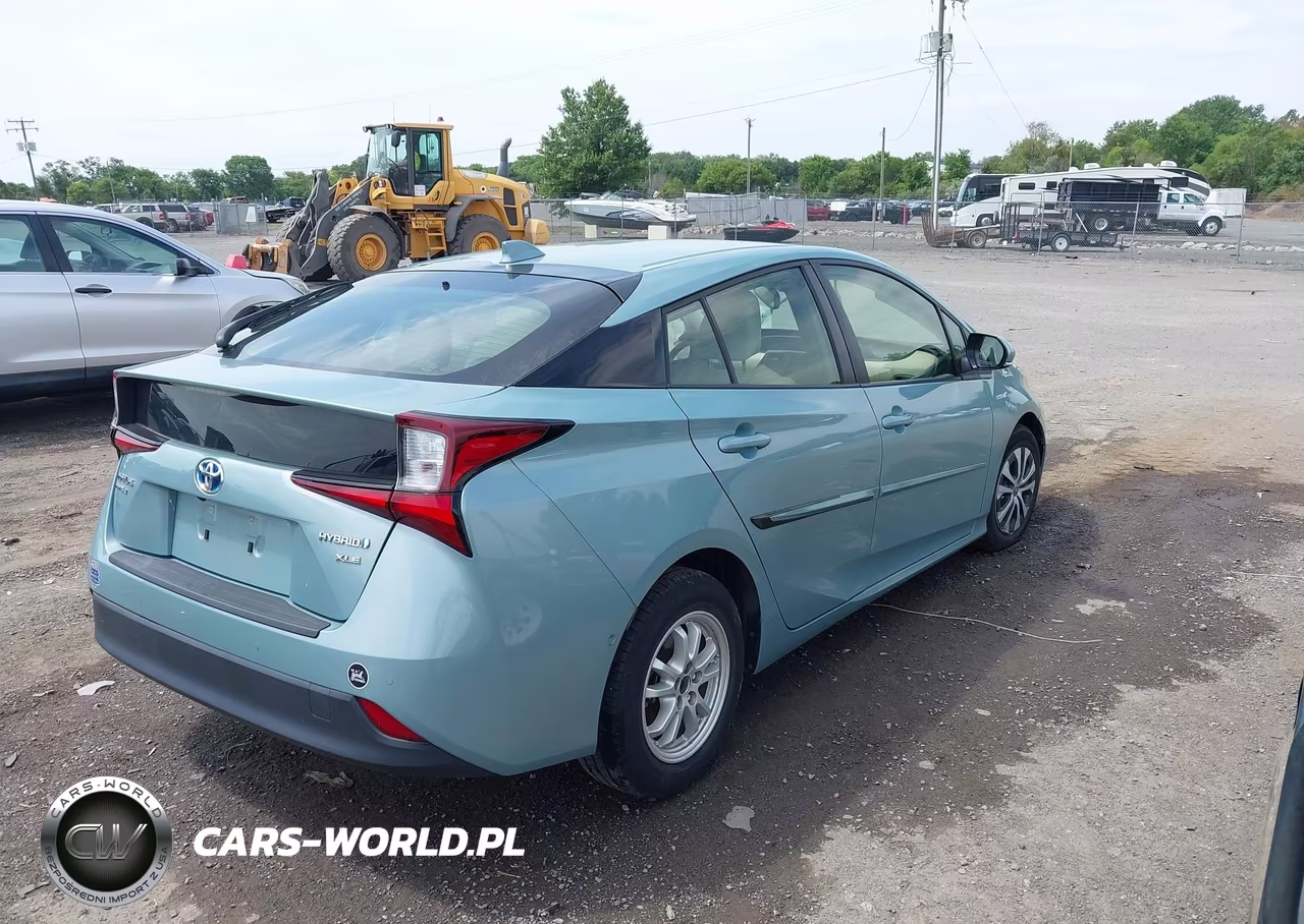 2021 Toyota Prius Xle Awd-E VIN:JTDL9MFUXM3024511 - 4