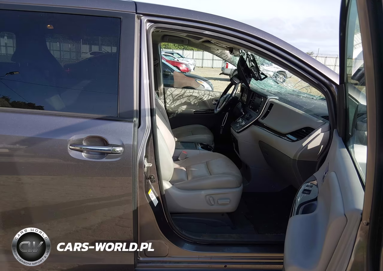 2019 Toyota Sienna Xle 8 Passenger VIN:5TDYZ3DC7KS996606 - 5