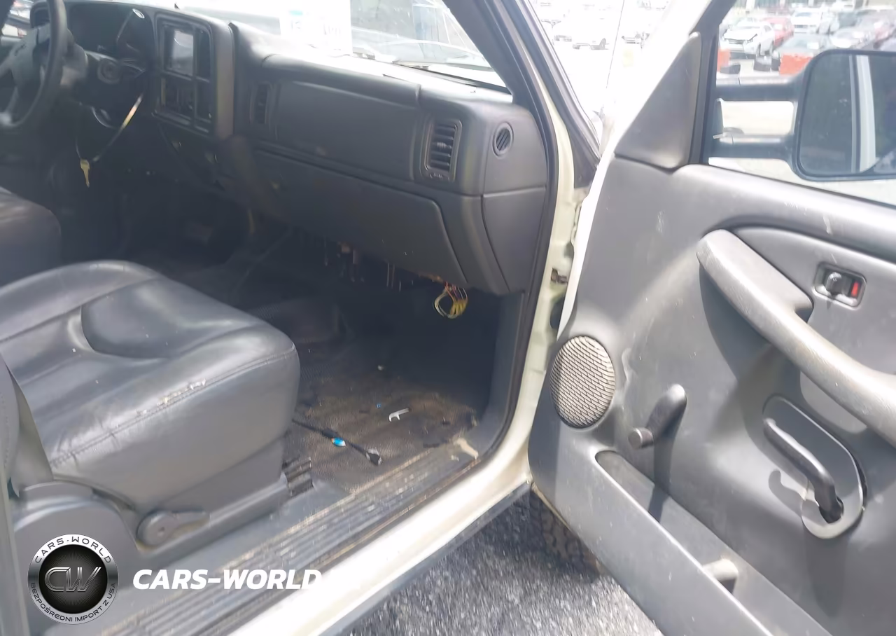 2004 GMC Sierra 2500Hd Work Truck VIN:1GTHC29U04E125262 - 5
