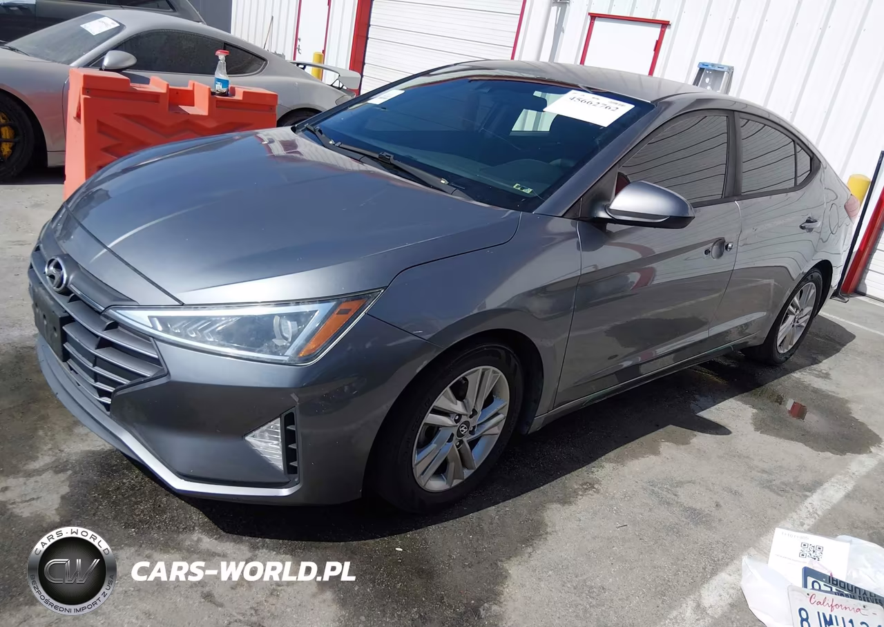 2019 Hyundai Elantra Sel VIN:5NPD84LF4KH415930 - 2