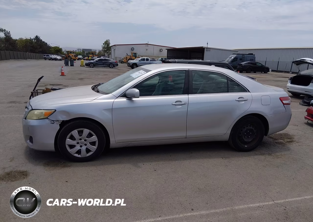 2011 Toyota Camry Le VIN:4T4BF3EK3BR104174 - 17