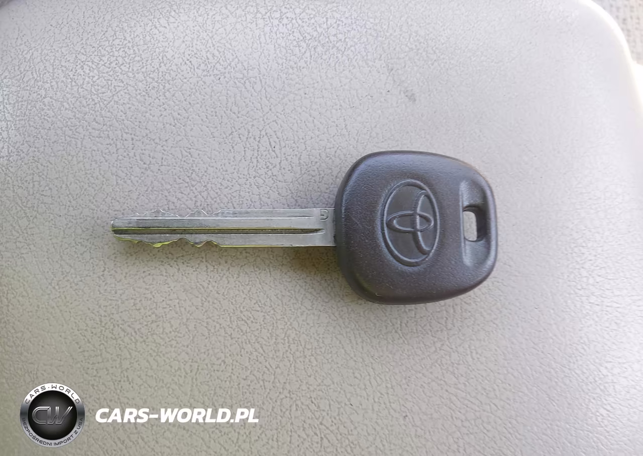 2014 Toyota Camry L VIN:4T1BF1FK7EU810422 - 11