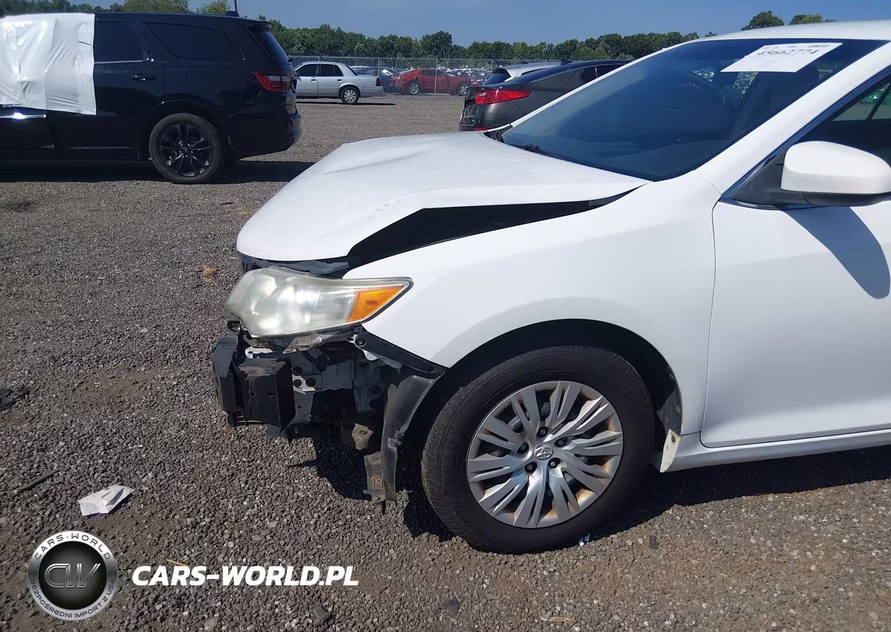2014 Toyota Camry L VIN:4T1BF1FK7EU810422 - 6