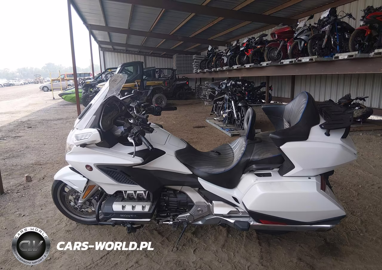 2018 Honda Gl1800 VIN:JH2SC790XJK000063 - 13