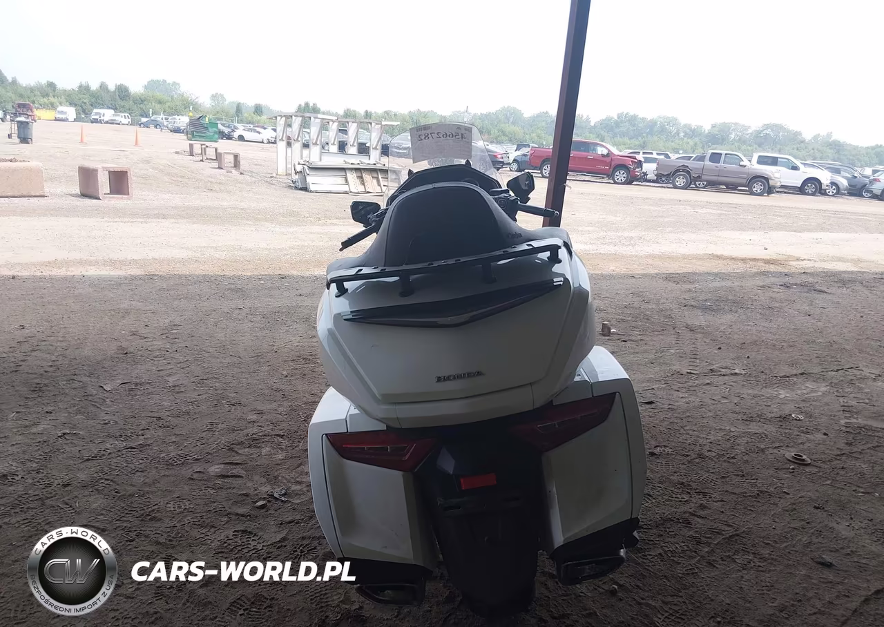 2018 Honda Gl1800 VIN:JH2SC790XJK000063 - 6