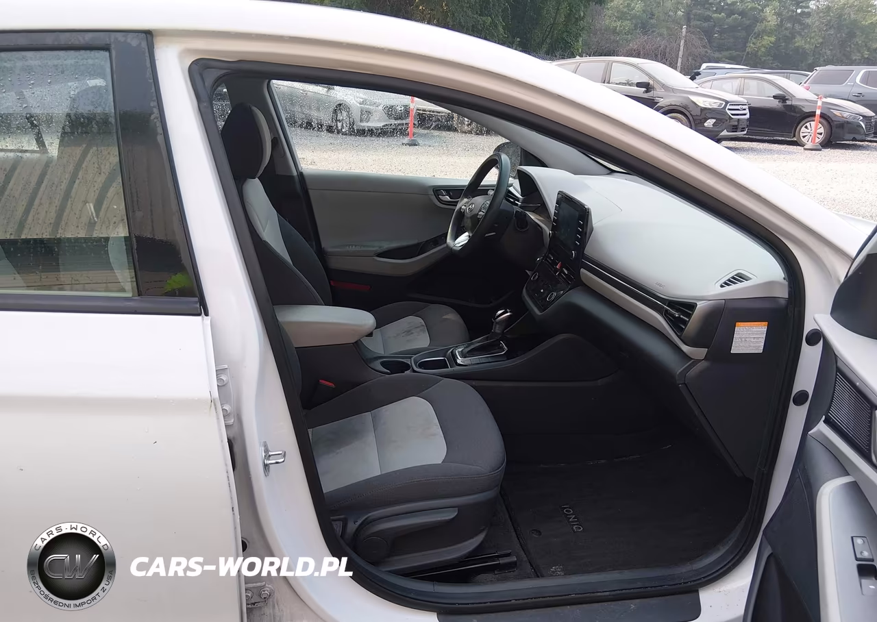 2020 Hyundai Ioniq Hybrid Blue VIN:KMHC65LC7LU220002 - 5