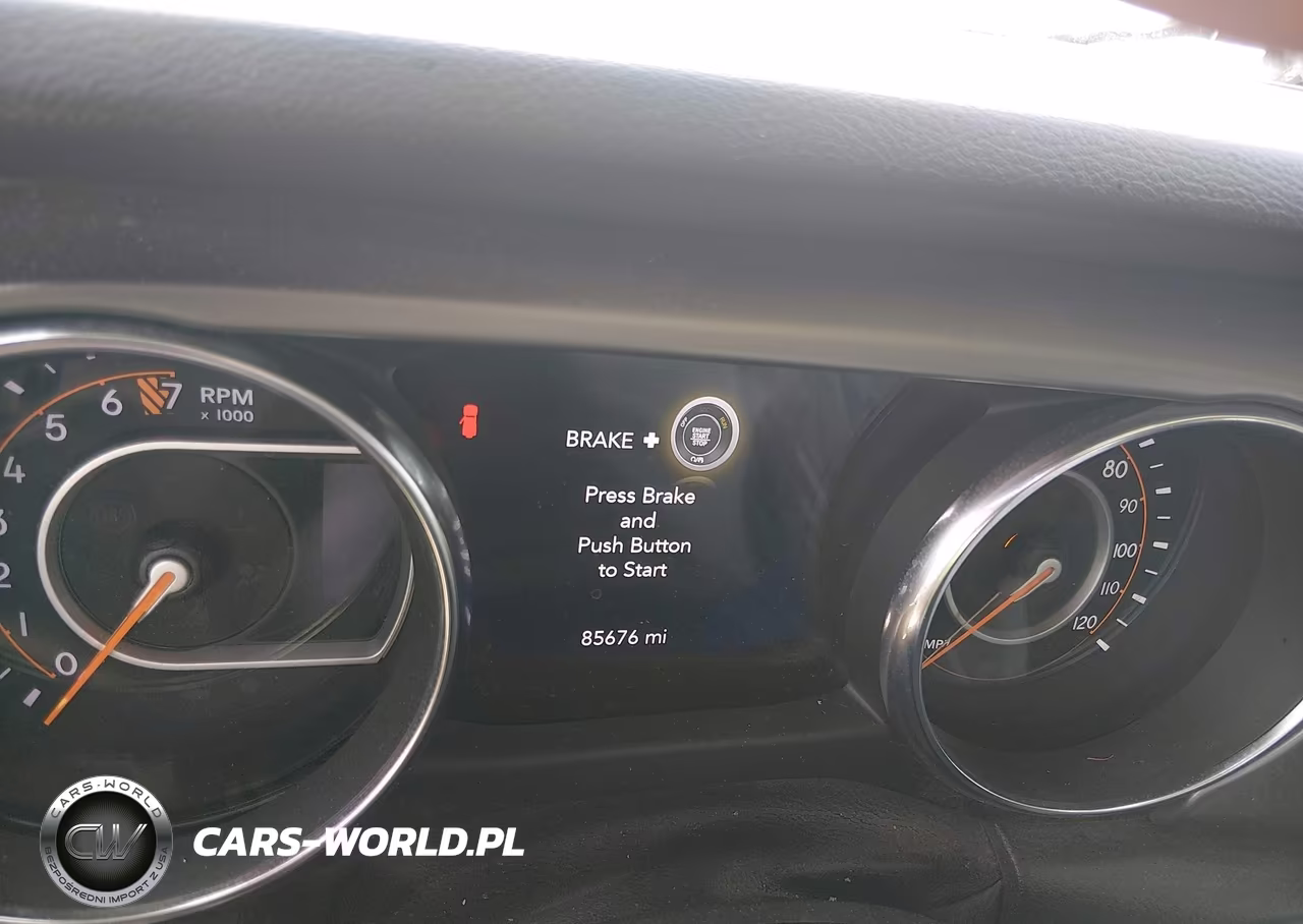 2021 Jeep Wrangler Unlimited Sport S 4X4 VIN:1C4HJXDG7MW570919 - 7