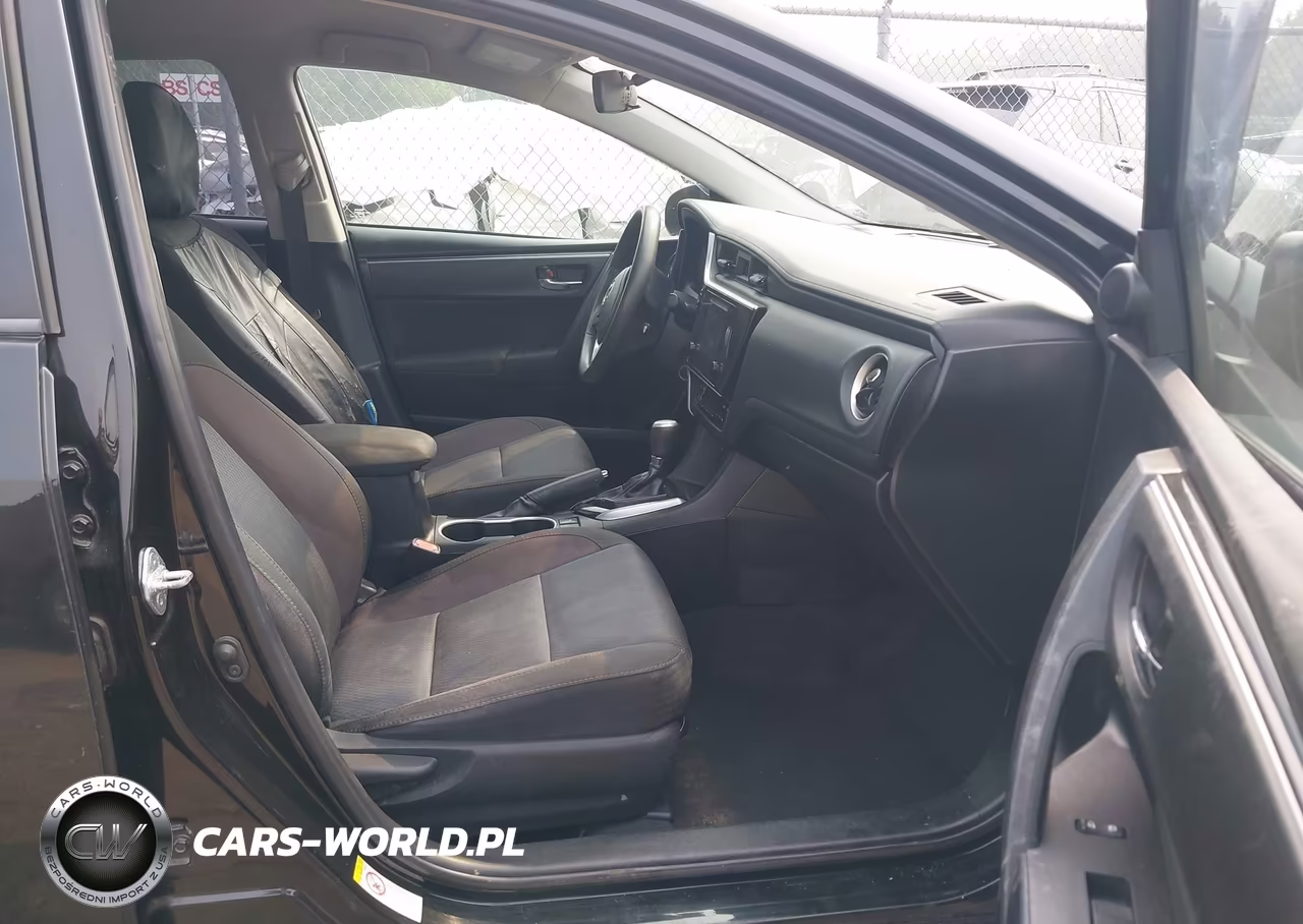 2019 Toyota Corolla Le VIN:2T1BURHE7KC213991 - 5
