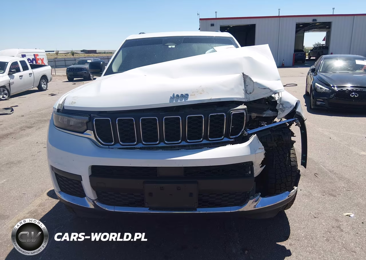 2021 Jeep Grand Cherokee L Laredo 4X4 VIN:1C4RJKAG4M8209468 - 12
