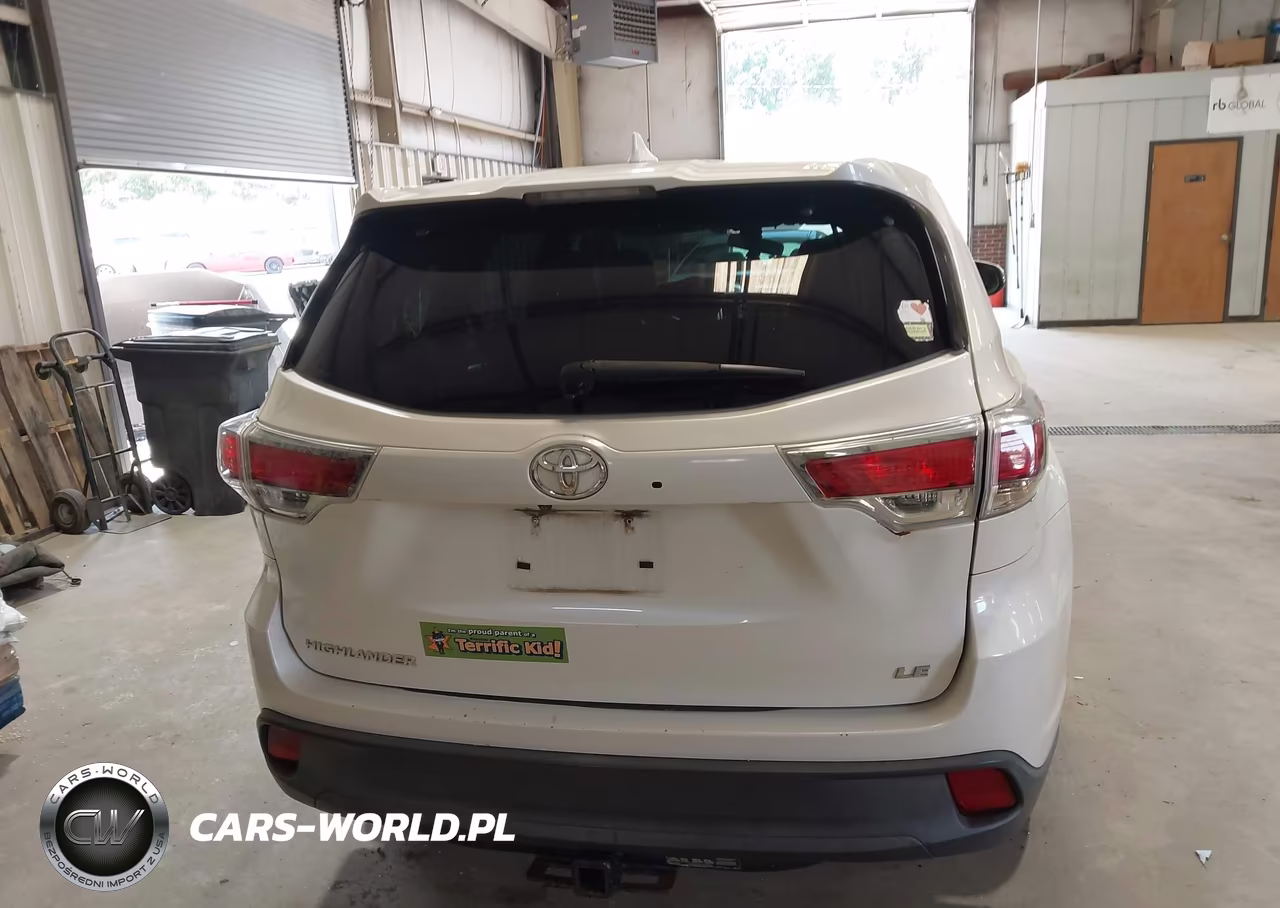 2014 Toyota Highlander Le Plus V6 VIN:5TDZKRFH0ES010888 - 16