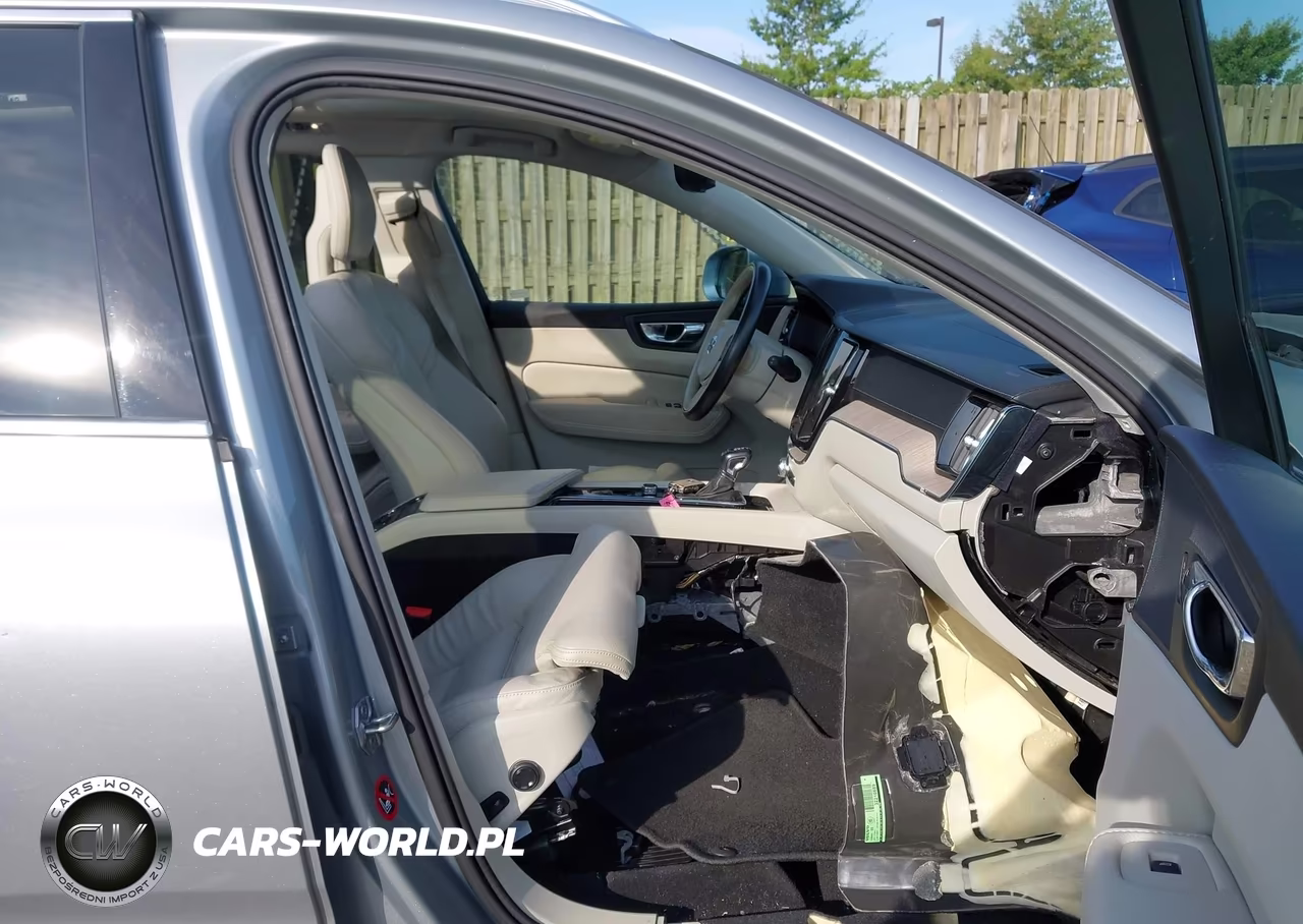 2018 Volvo Xc60 T5 Inscription VIN:YV4102RLXJ1045436 - 5