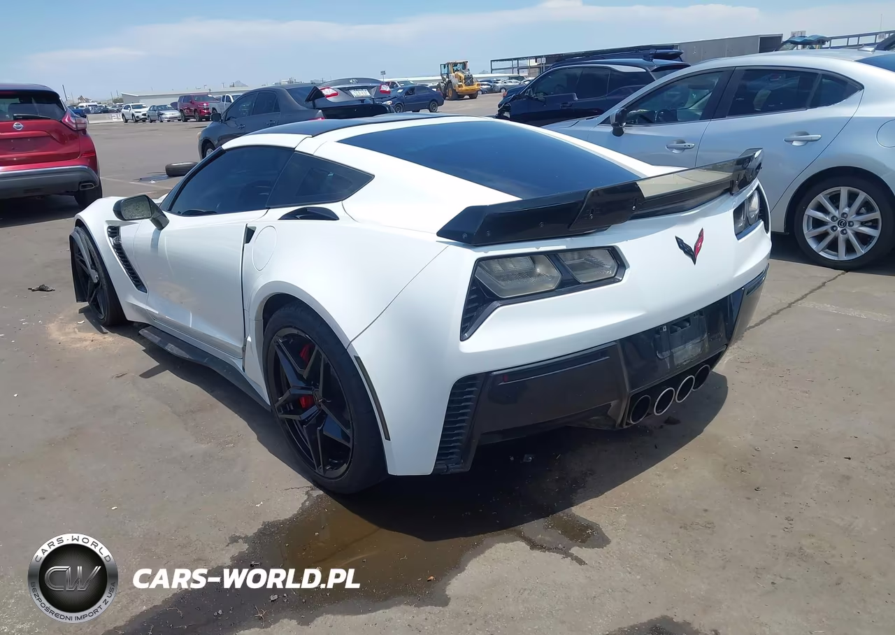 2016 Chevrolet Corvette Z06 VIN:1G1YU2D64G5604349 - 3
