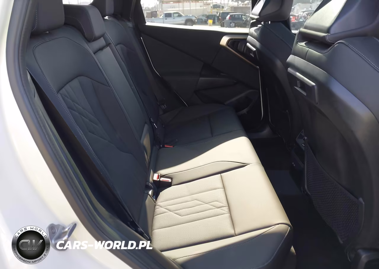 2025 BMW X3 30 xDrive VIN:5UX53GP0XS9Y74445 - 8