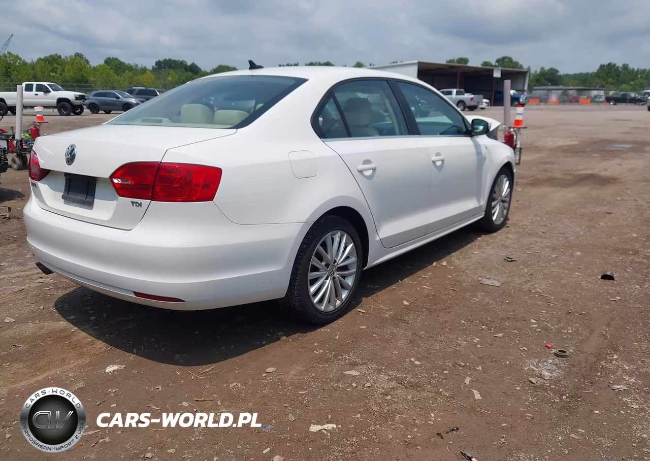 2013 Volkswagen Jetta 2.0L Tdi VIN:3VW3L7AJ4DM274435 - 4