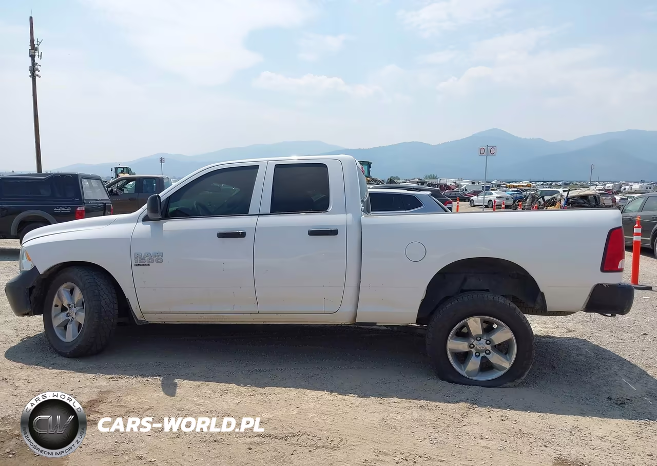 2019 Ram 1500 Classic Tradesman 4X4 6'4 Box VIN:1C6RR7FG3KS645542 - 15