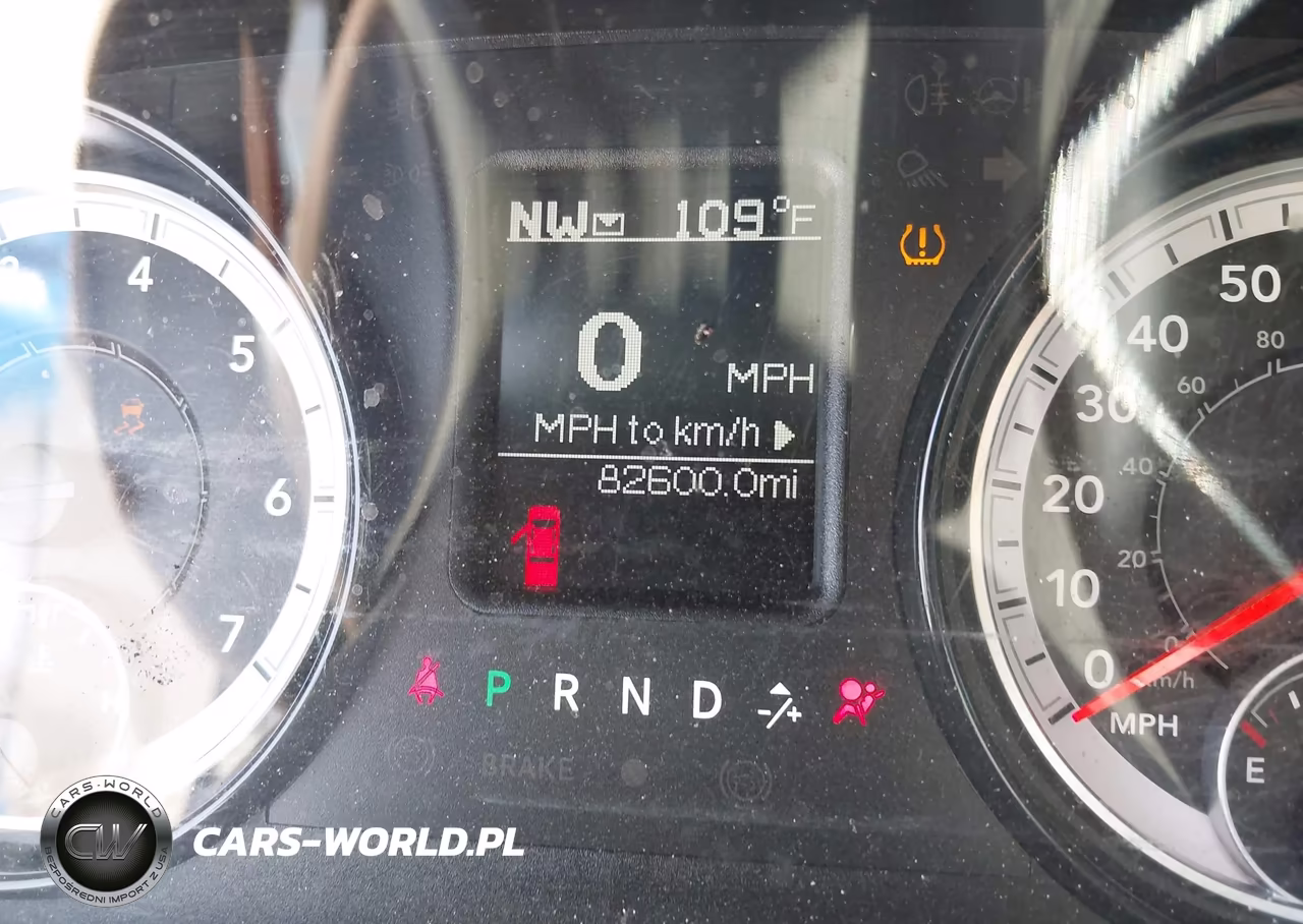 2019 Ram 1500 Classic Tradesman 4X4 6'4 Box VIN:1C6RR7FG3KS645542 - 16