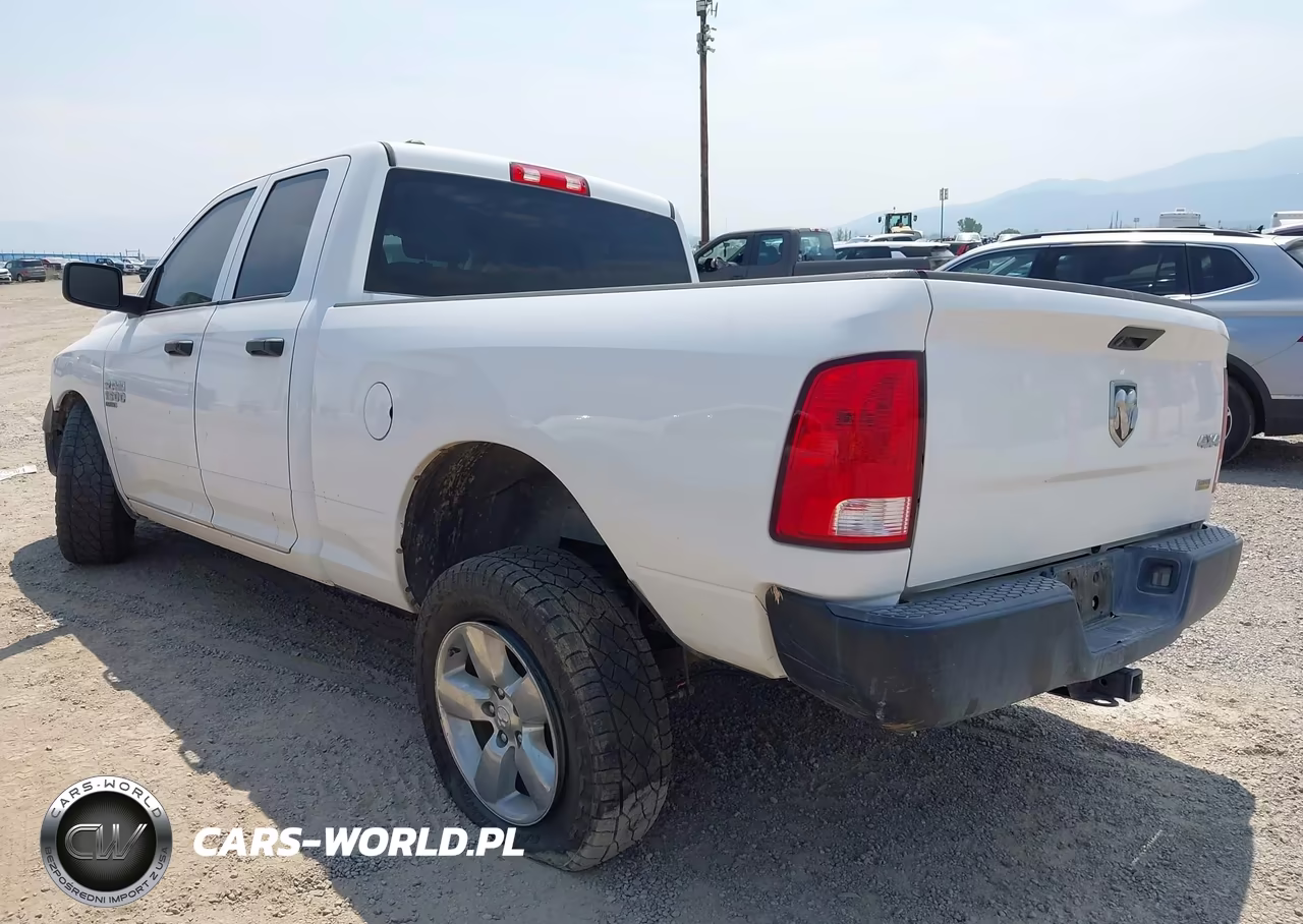 2019 Ram 1500 Classic Tradesman 4X4 6'4 Box VIN:1C6RR7FG3KS645542 - 3