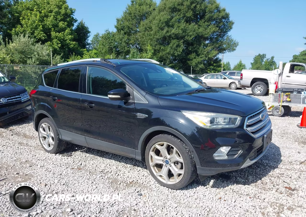 2019 Ford Escape Titanium – zdjęcie 1 z 16