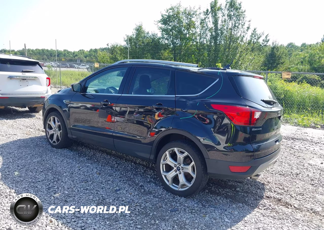 2019 Ford Escape Titanium VIN:1FMCU0J99KUA67833 - 3