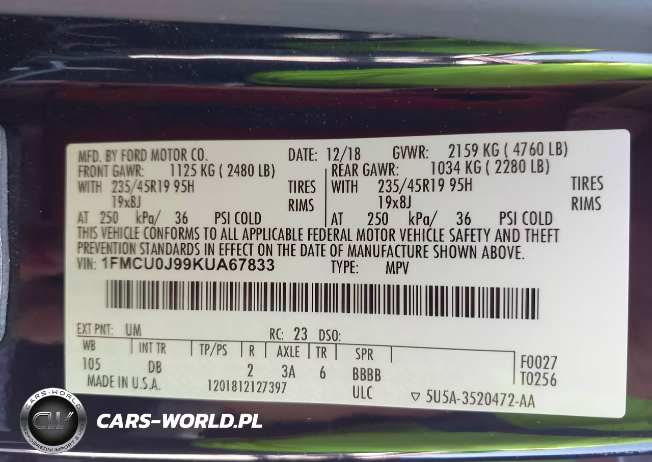 2019 Ford Escape Titanium VIN:1FMCU0J99KUA67833 - 9