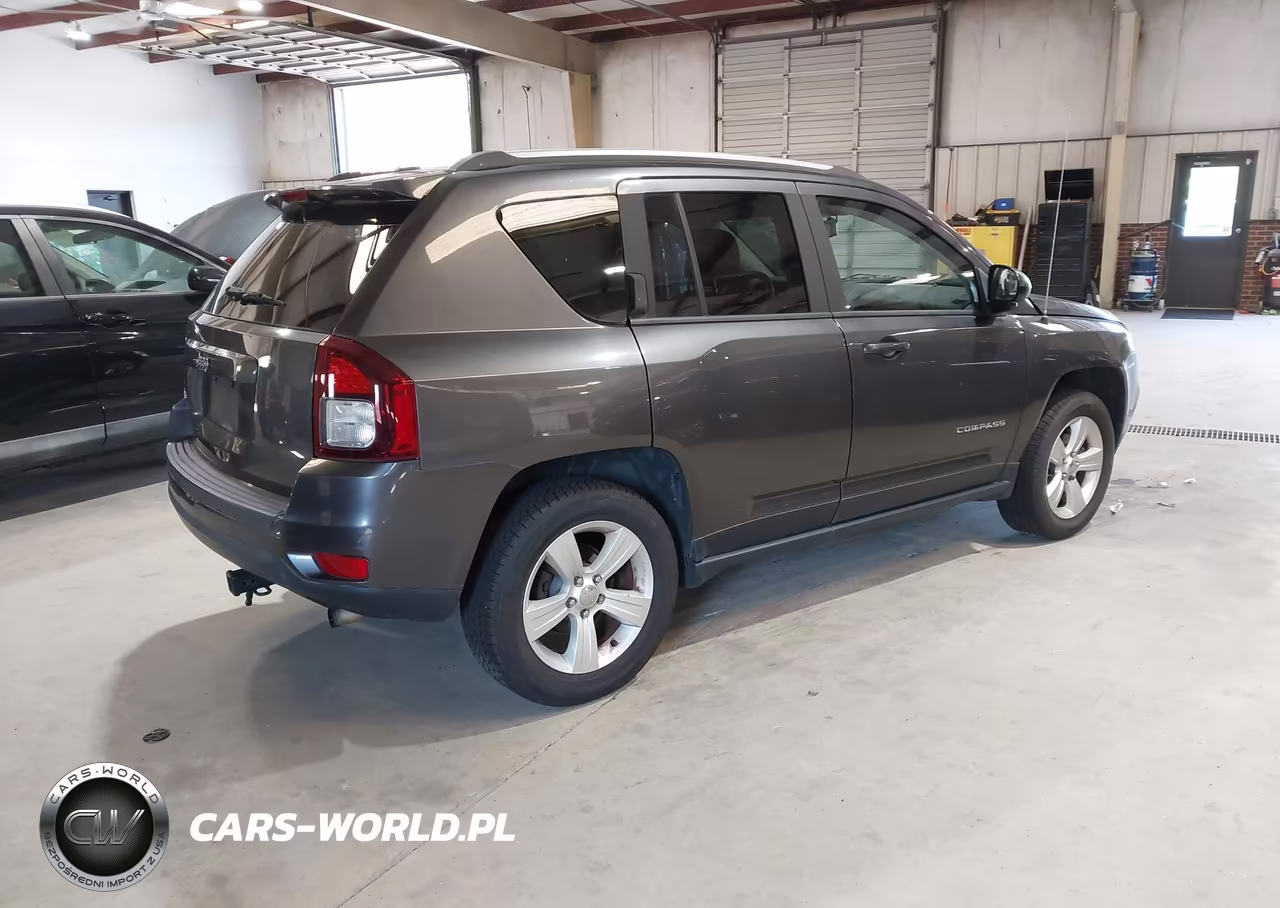 2016 Jeep Compass Sport VIN:1C4NJDBB4GD501288 - 4