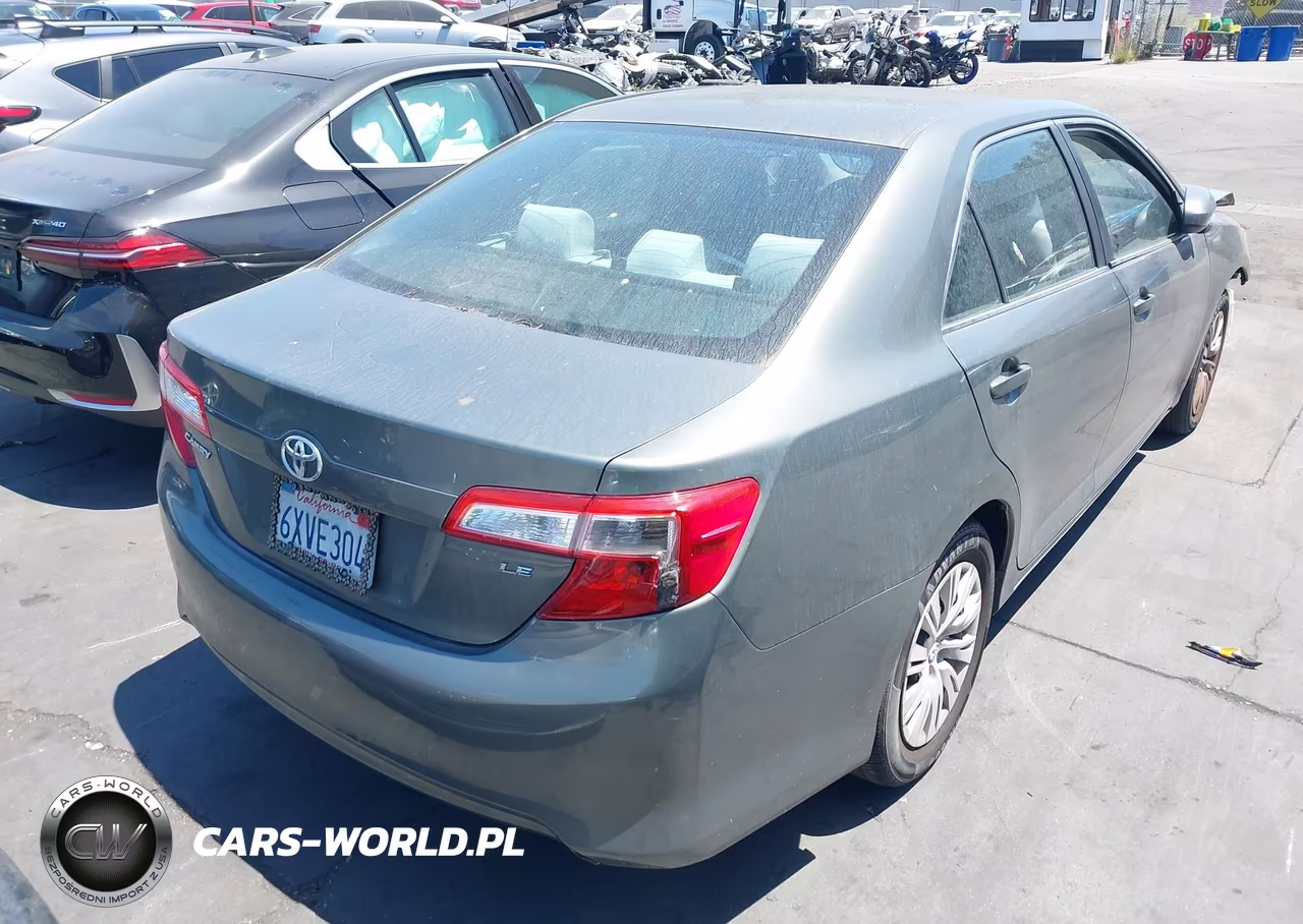 2012 Toyota Camry Le VIN:4T4BF1FK2CR201709 - 4